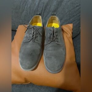 Men's Gray Suede Chukka Boots - Lace-Up Casual